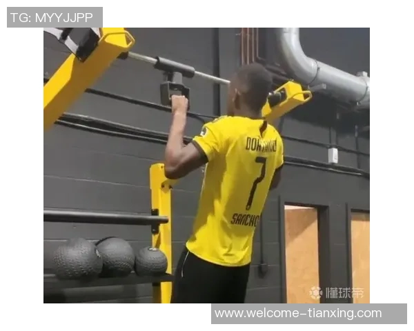 阿根廷球队大巴遭死敌袭击体育总监受伤情况紧急处理 阿根廷球队大巴遭死敌袭击体育总监受伤情况紧急处理